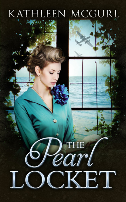 The Pearl Locket: A page-turning saga that will have you hooked (Kathleen  McGurl). 